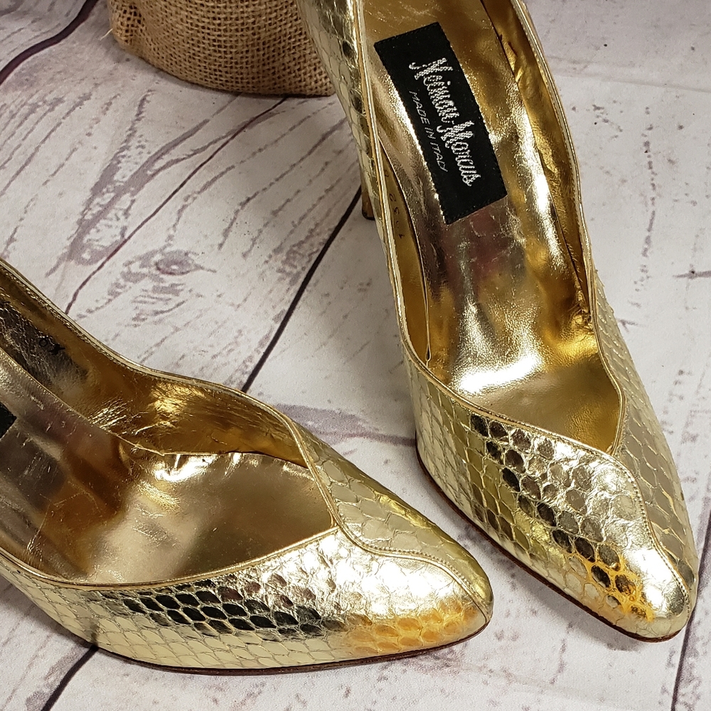 Neiman Marcus Heels - Picture 4 of 7
